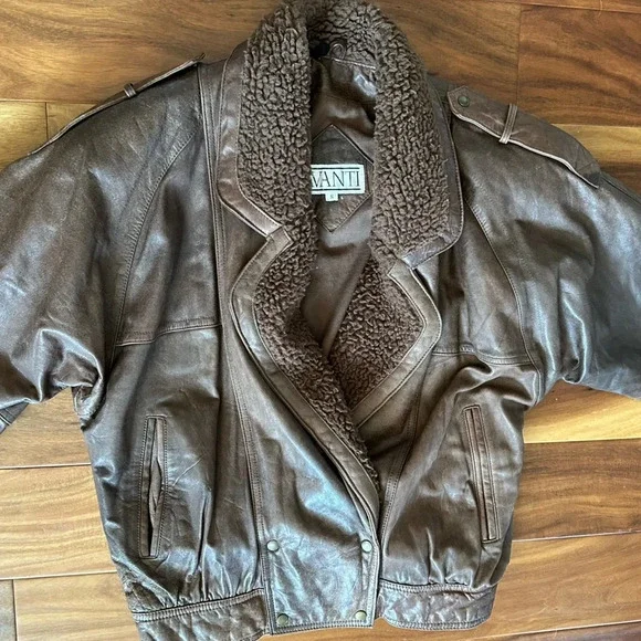 Avanti Vintage Brown Leather Moto Jacket with Sherpa Collar size Small - Picture 4 of 6